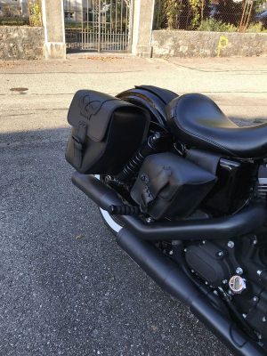 Sacoche Myleatherbikes Harley Dyna Street Bob_122